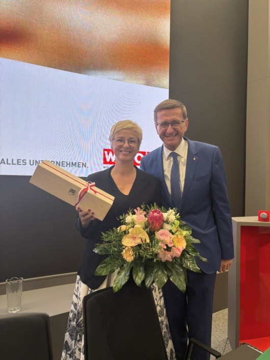 Landesrat Markus Achleitner und Wirtschaftskammer OÖ-Präsidentin Doris Hummer – Foto: Land OÖ